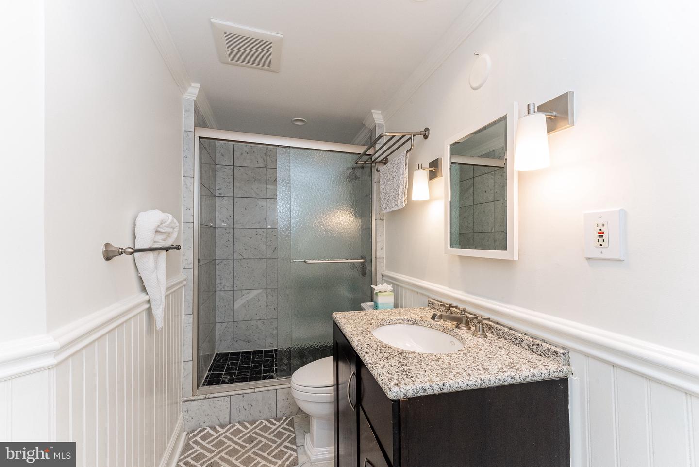 4701 CONNECTICUT AVE NW #405, WASHINGTON, District Of Columbia 20008, 2 Bedrooms Bedrooms, ,2 BathroomsBathrooms,Residential,For sale,4701 CONNECTICUT AVE NW #405,DCDC2210172 MLS # DCDC2210172