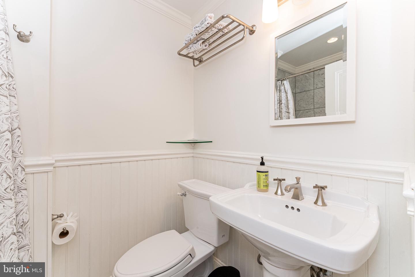 4701 CONNECTICUT AVE NW #405, WASHINGTON, District Of Columbia 20008, 2 Bedrooms Bedrooms, ,2 BathroomsBathrooms,Residential,For sale,4701 CONNECTICUT AVE NW #405,DCDC2210172 MLS # DCDC2210172