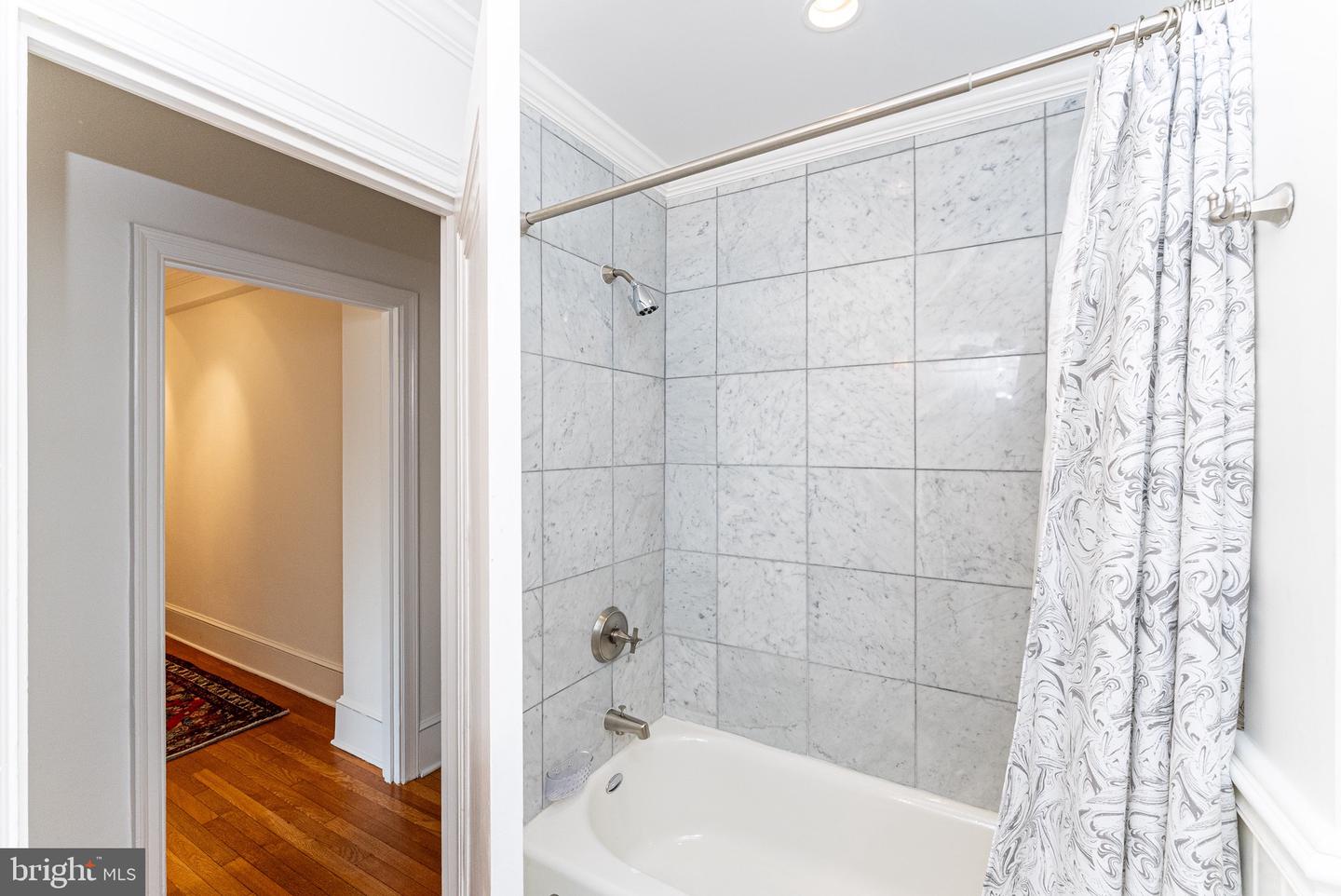 4701 CONNECTICUT AVE NW #405, WASHINGTON, District Of Columbia 20008, 2 Bedrooms Bedrooms, ,2 BathroomsBathrooms,Residential,For sale,4701 CONNECTICUT AVE NW #405,DCDC2210172 MLS # DCDC2210172
