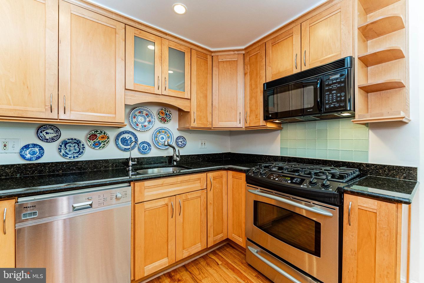 4701 CONNECTICUT AVE NW #405, WASHINGTON, District Of Columbia 20008, 2 Bedrooms Bedrooms, ,2 BathroomsBathrooms,Residential,For sale,4701 CONNECTICUT AVE NW #405,DCDC2210172 MLS # DCDC2210172