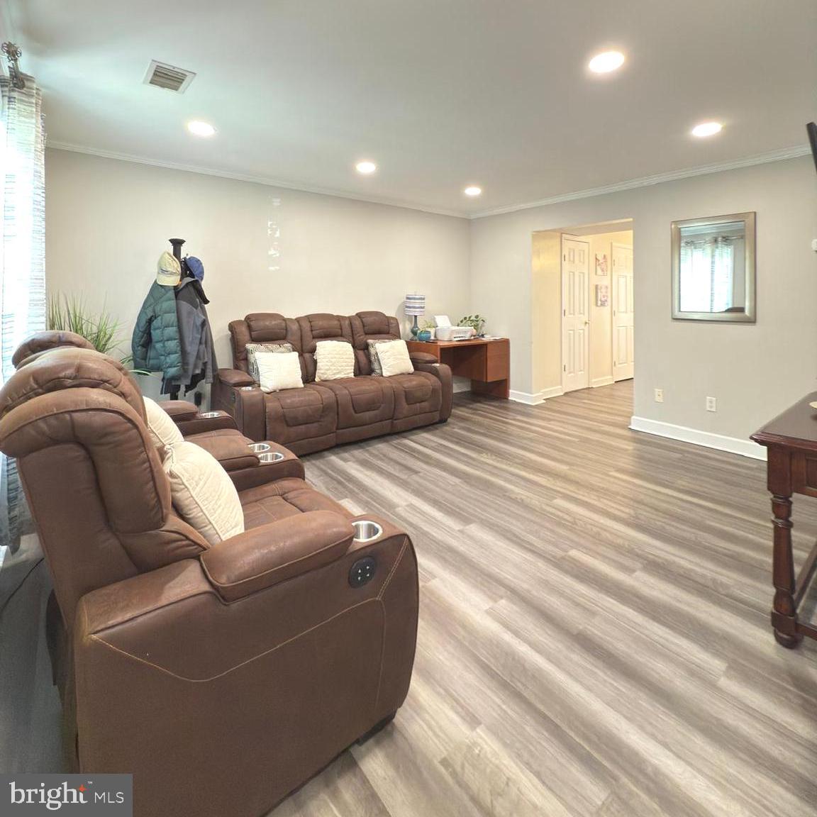 9913 HAMPTON RD, MANASSAS, Virginia 20110, 3 Bedrooms Bedrooms, ,1 BathroomBathrooms,Residential,For sale,9913 HAMPTON RD,VAMN2008678 MLS # VAMN2008678