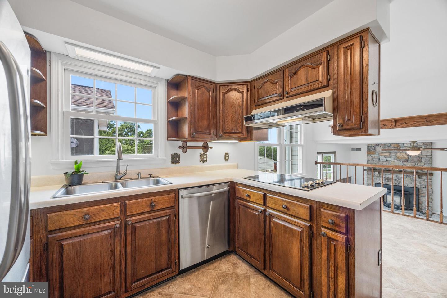 336 HOLLINGSWORTH RD, WOODSTOCK, Virginia 22664, 4 Bedrooms Bedrooms, ,2 BathroomsBathrooms,Residential,For sale,336 HOLLINGSWORTH RD,VASH2011980 MLS # VASH2011980