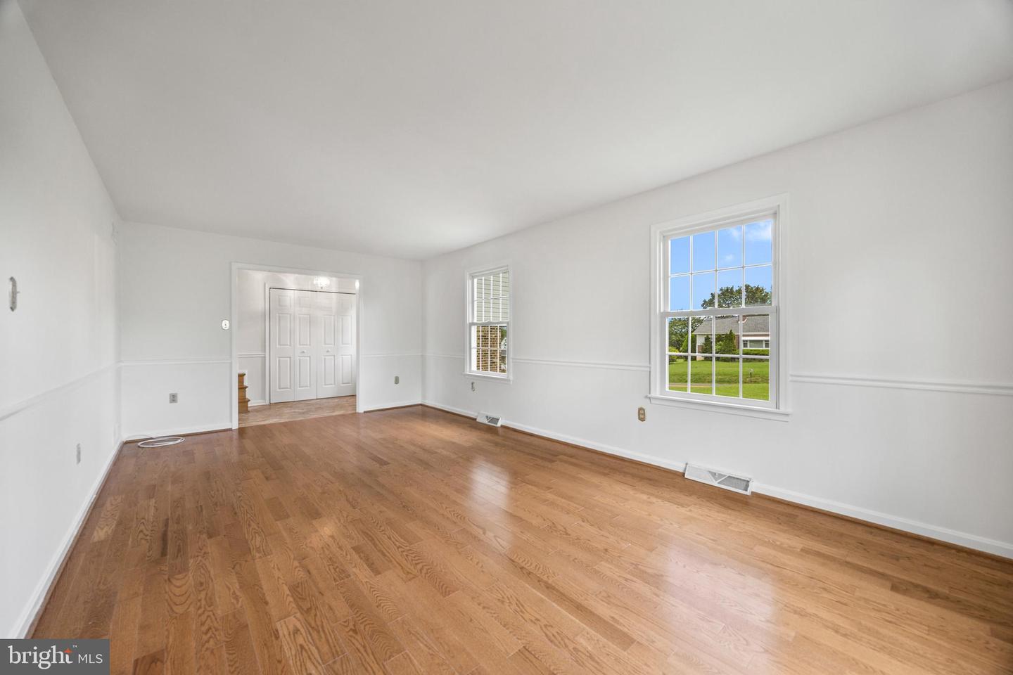 336 HOLLINGSWORTH RD, WOODSTOCK, Virginia 22664, 4 Bedrooms Bedrooms, ,2 BathroomsBathrooms,Residential,For sale,336 HOLLINGSWORTH RD,VASH2011980 MLS # VASH2011980