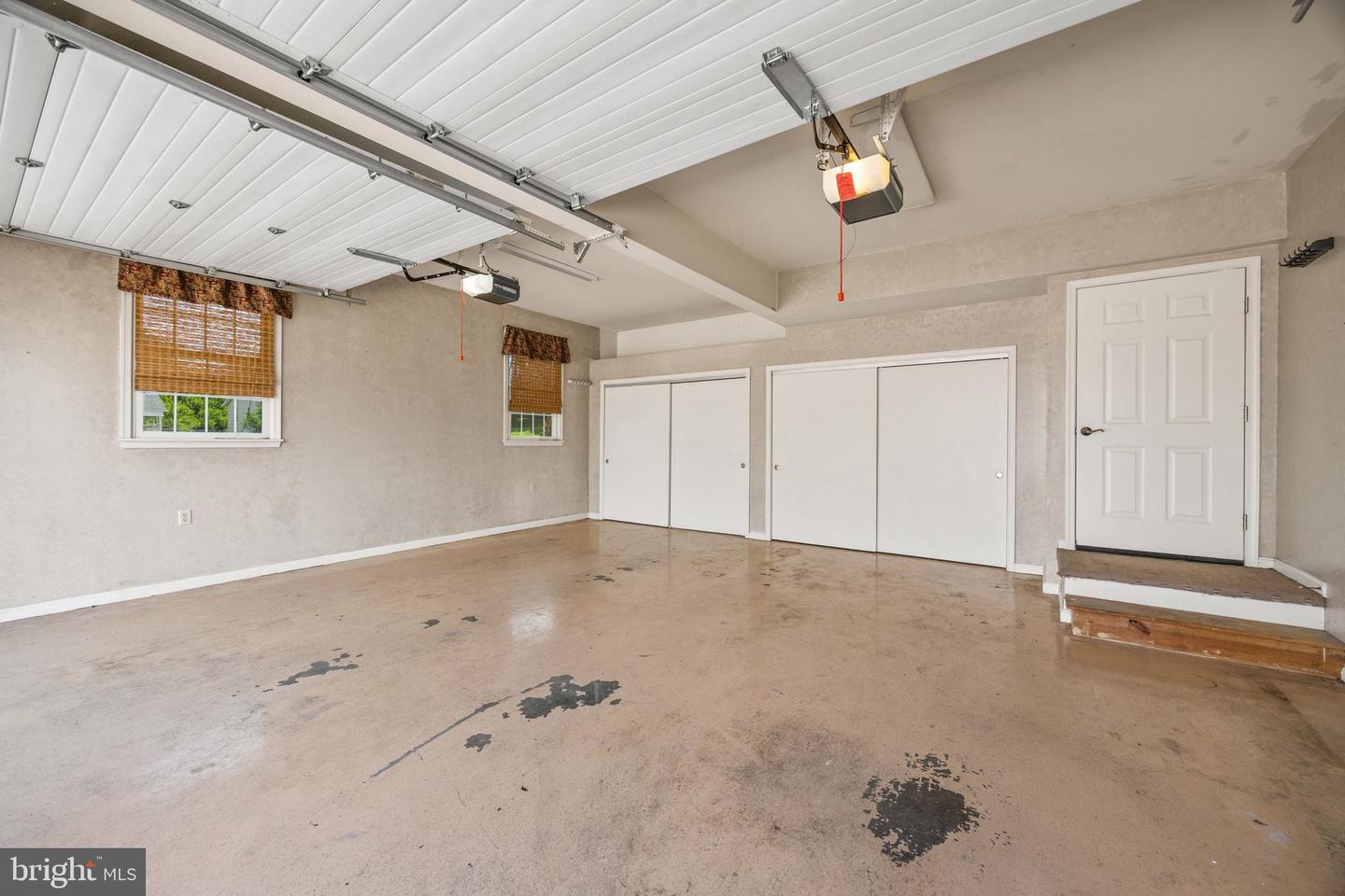 336 HOLLINGSWORTH RD, WOODSTOCK, Virginia 22664, 4 Bedrooms Bedrooms, ,2 BathroomsBathrooms,Residential,For sale,336 HOLLINGSWORTH RD,VASH2011980 MLS # VASH2011980