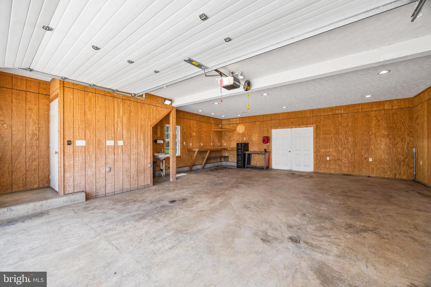 336 HOLLINGSWORTH RD, WOODSTOCK, Virginia 22664, 4 Bedrooms Bedrooms, ,2 BathroomsBathrooms,Residential,For sale,336 HOLLINGSWORTH RD,VASH2011980 MLS # VASH2011980