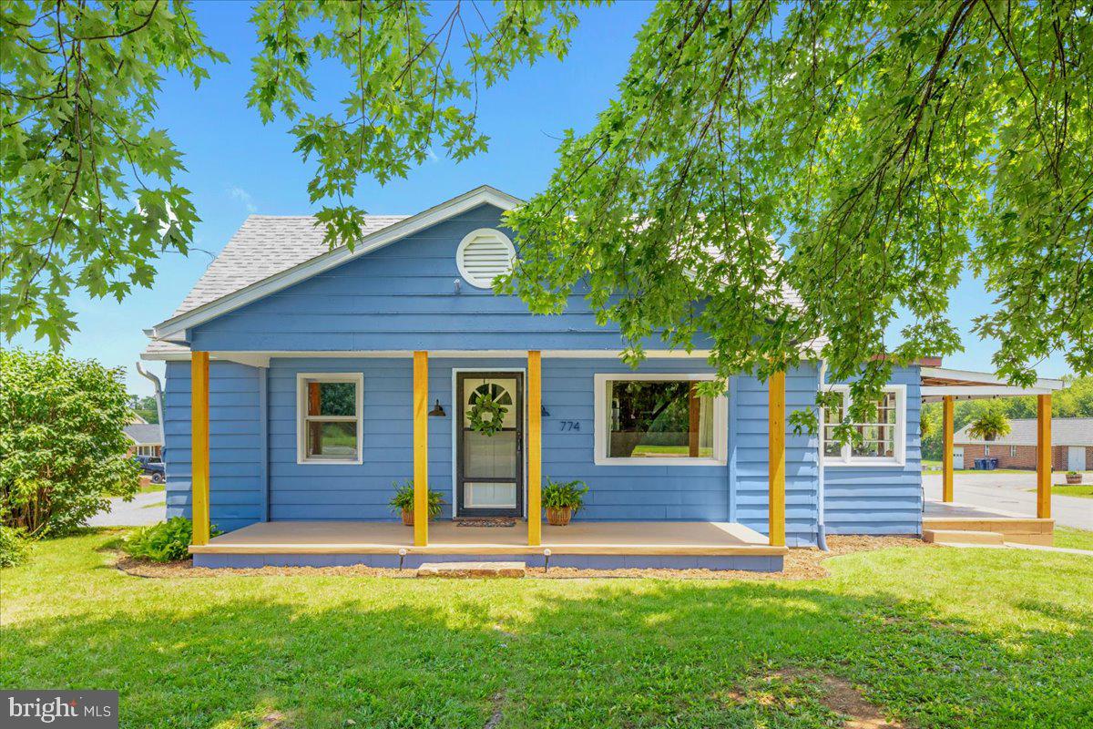 774 W MAIN ST, STANLEY, Virginia 22851, 3 Bedrooms Bedrooms, ,1 BathroomBathrooms,Residential,For sale,774 W MAIN ST,VAPA2005122 MLS # VAPA2005122