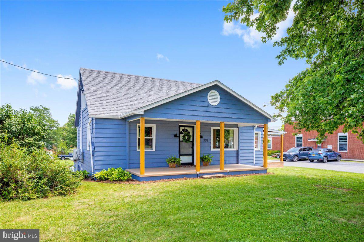 774 W MAIN ST, STANLEY, Virginia 22851, 3 Bedrooms Bedrooms, ,1 BathroomBathrooms,Residential,For sale,774 W MAIN ST,VAPA2005122 MLS # VAPA2005122