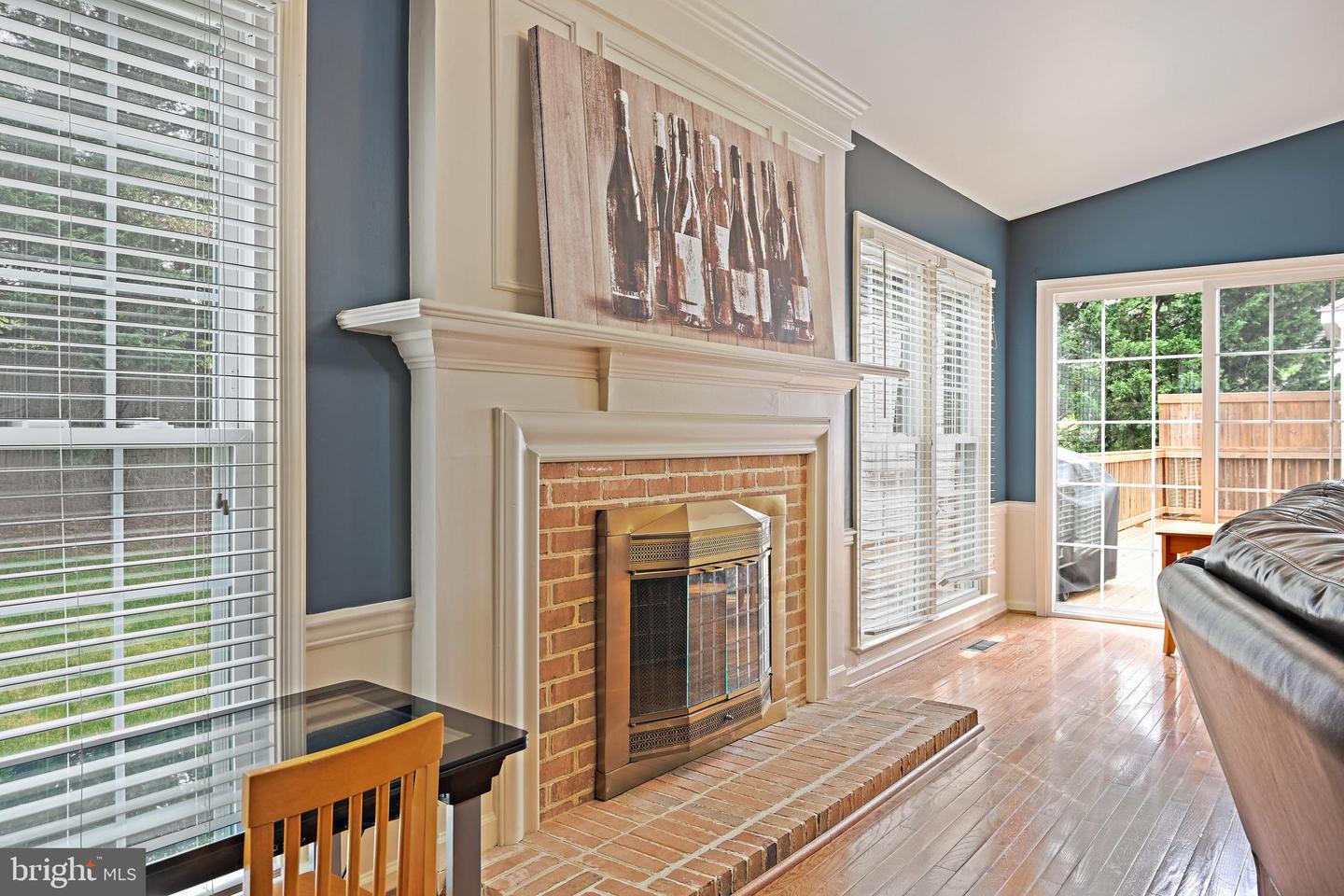 5802 HAMPTON FOREST WAY, FAIRFAX, Virginia 22030, 4 Bedrooms Bedrooms, ,4 BathroomsBathrooms,Residential,For sale,5802 HAMPTON FOREST WAY,VAFX2255354 MLS # VAFX2255354