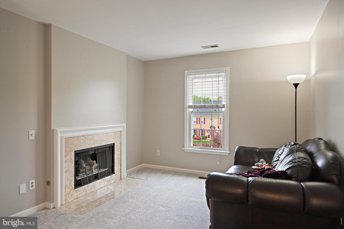 5802 HAMPTON FOREST WAY, FAIRFAX, Virginia 22030, 4 Bedrooms Bedrooms, ,4 BathroomsBathrooms,Residential,For sale,5802 HAMPTON FOREST WAY,VAFX2255354 MLS # VAFX2255354