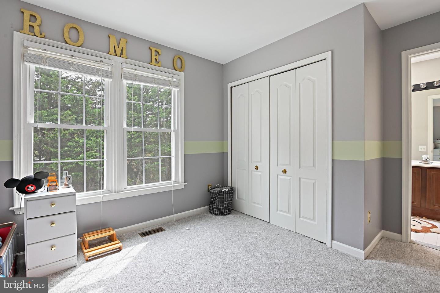 5802 HAMPTON FOREST WAY, FAIRFAX, Virginia 22030, 4 Bedrooms Bedrooms, ,4 BathroomsBathrooms,Residential,For sale,5802 HAMPTON FOREST WAY,VAFX2255354 MLS # VAFX2255354