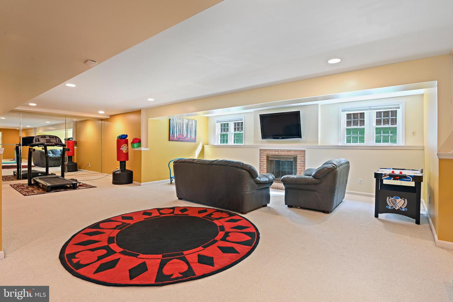 5802 HAMPTON FOREST WAY, FAIRFAX, Virginia 22030, 4 Bedrooms Bedrooms, ,4 BathroomsBathrooms,Residential,For sale,5802 HAMPTON FOREST WAY,VAFX2255354 MLS # VAFX2255354
