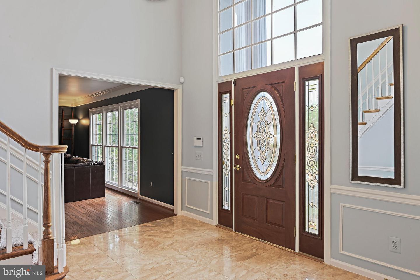5802 HAMPTON FOREST WAY, FAIRFAX, Virginia 22030, 4 Bedrooms Bedrooms, ,4 BathroomsBathrooms,Residential,For sale,5802 HAMPTON FOREST WAY,VAFX2255354 MLS # VAFX2255354