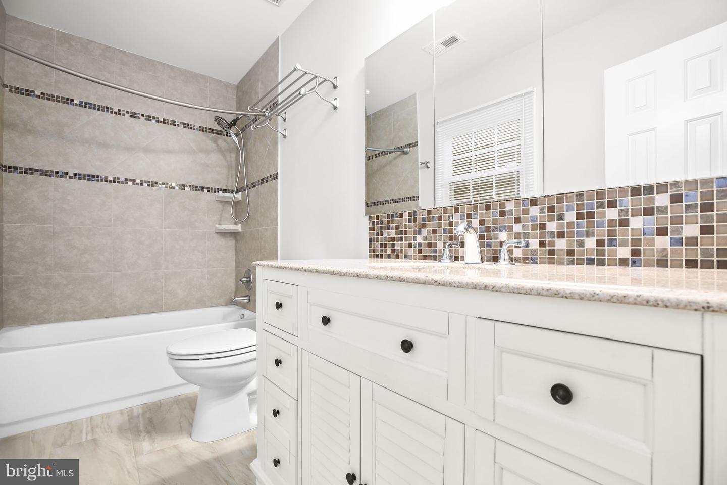 2409 HARPOON DR, STAFFORD, Virginia 22554, 5 Bedrooms Bedrooms, ,5 BathroomsBathrooms,Residential,For sale,2409 HARPOON DR,VAST2040806 MLS # VAST2040806