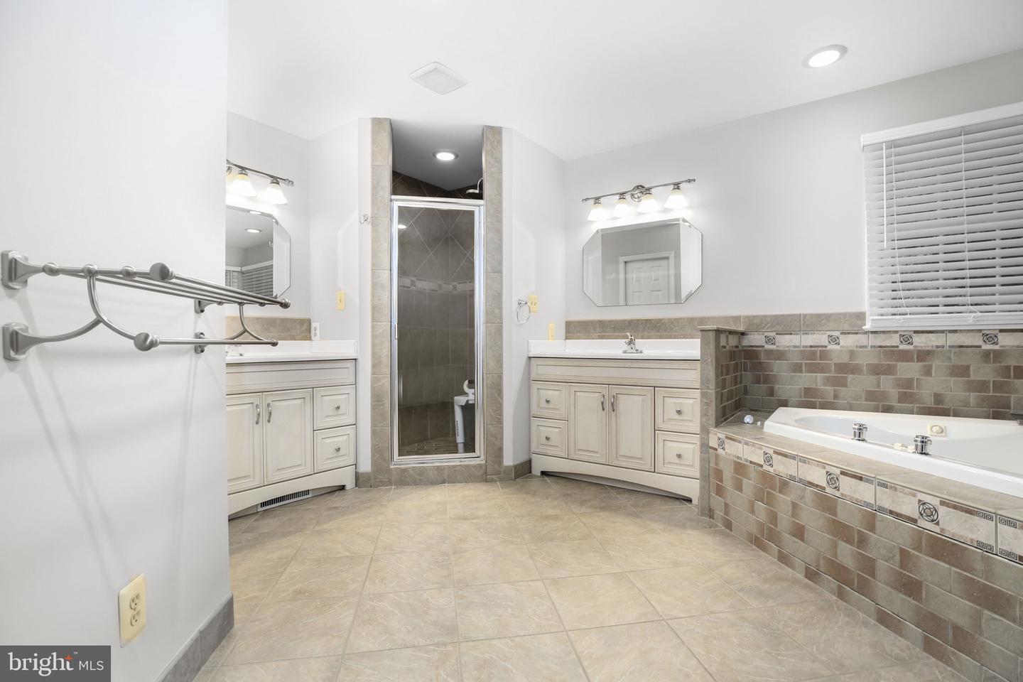 2409 HARPOON DR, STAFFORD, Virginia 22554, 5 Bedrooms Bedrooms, ,5 BathroomsBathrooms,Residential,For sale,2409 HARPOON DR,VAST2040806 MLS # VAST2040806