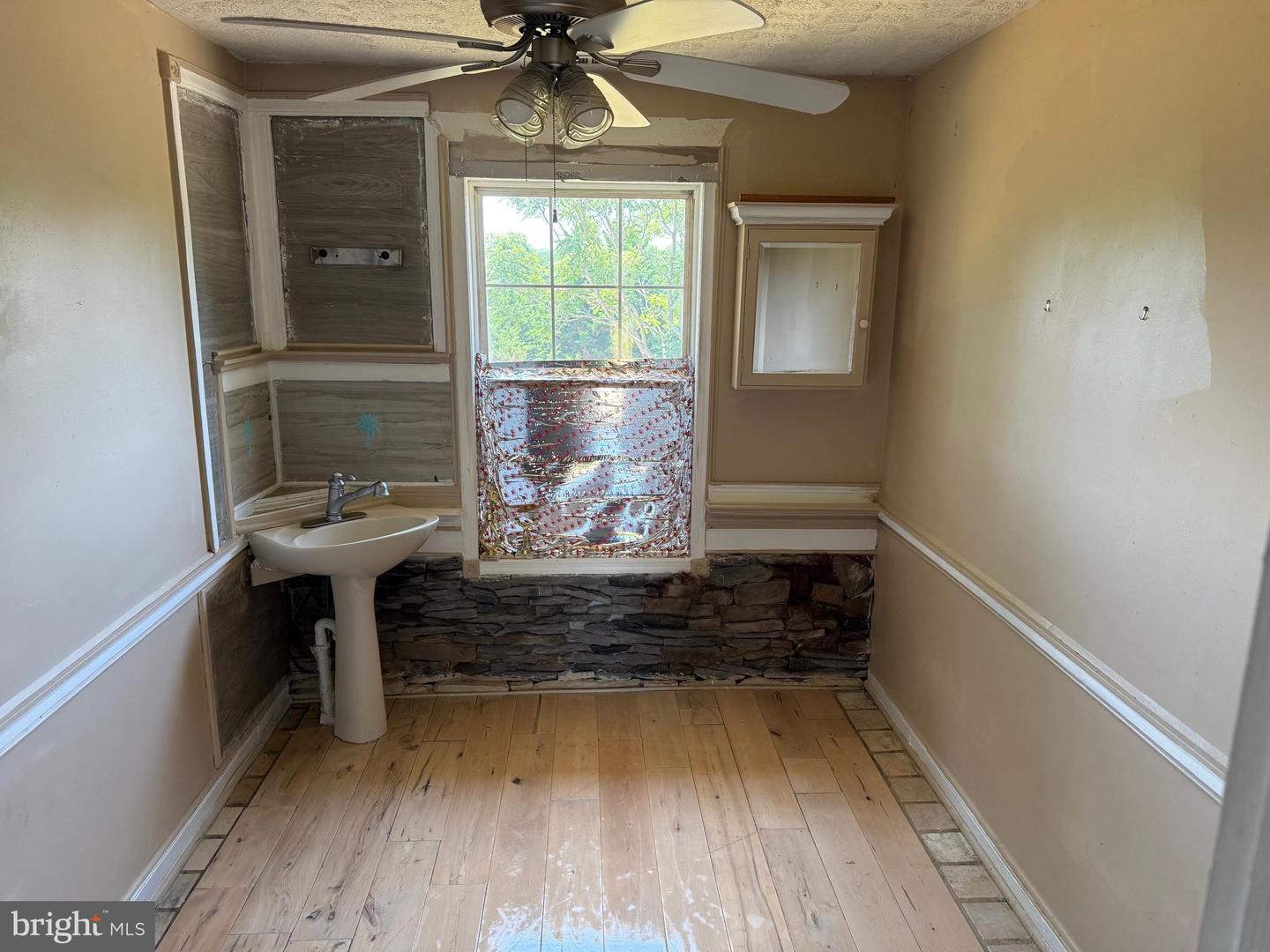 231 DERBY LN, LOUISA, Virginia 23093, 4 Bedrooms Bedrooms, ,2 BathroomsBathrooms,Residential,For sale,231 DERBY LN,VALA2008256 MLS # VALA2008256