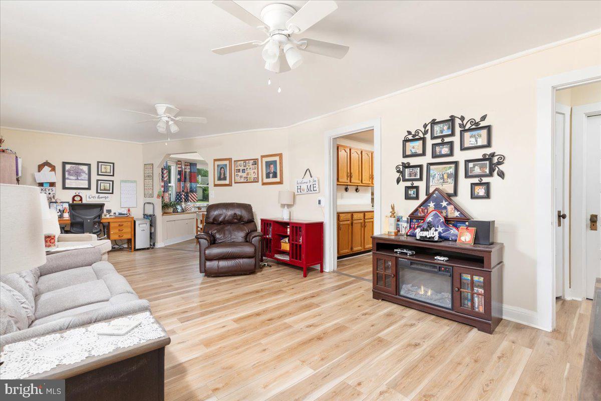 1301 ADAMS AVE, FRONT ROYAL, Virginia 22630, 3 Bedrooms Bedrooms, ,2 BathroomsBathrooms,Residential,For sale,1301 ADAMS AVE,VAWR2011686 MLS # VAWR2011686