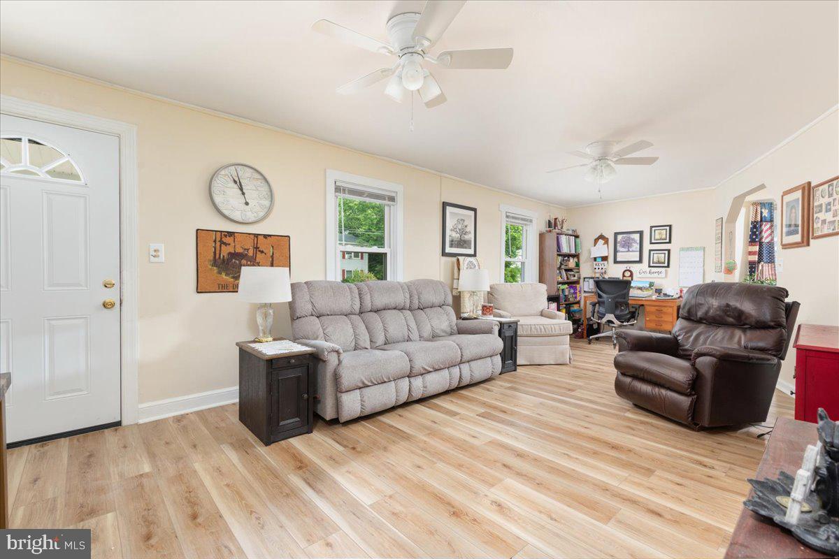 1301 ADAMS AVE, FRONT ROYAL, Virginia 22630, 3 Bedrooms Bedrooms, ,2 BathroomsBathrooms,Residential,For sale,1301 ADAMS AVE,VAWR2011686 MLS # VAWR2011686
