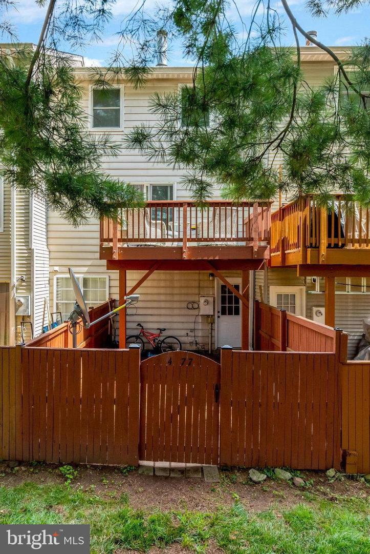 4077 WEEPING WILLOW CT #136E, CHANTILLY, Virginia 20151, 2 Bedrooms Bedrooms, ,1 BathroomBathrooms,Residential,For sale,4077 WEEPING WILLOW CT #136E,VAFX2255386 MLS # VAFX2255386