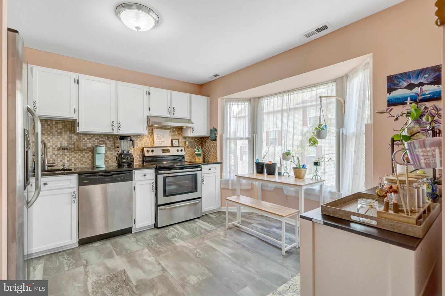 4077 WEEPING WILLOW CT #136E, CHANTILLY, Virginia 20151, 2 Bedrooms Bedrooms, ,1 BathroomBathrooms,Residential,For sale,4077 WEEPING WILLOW CT #136E,VAFX2255386 MLS # VAFX2255386