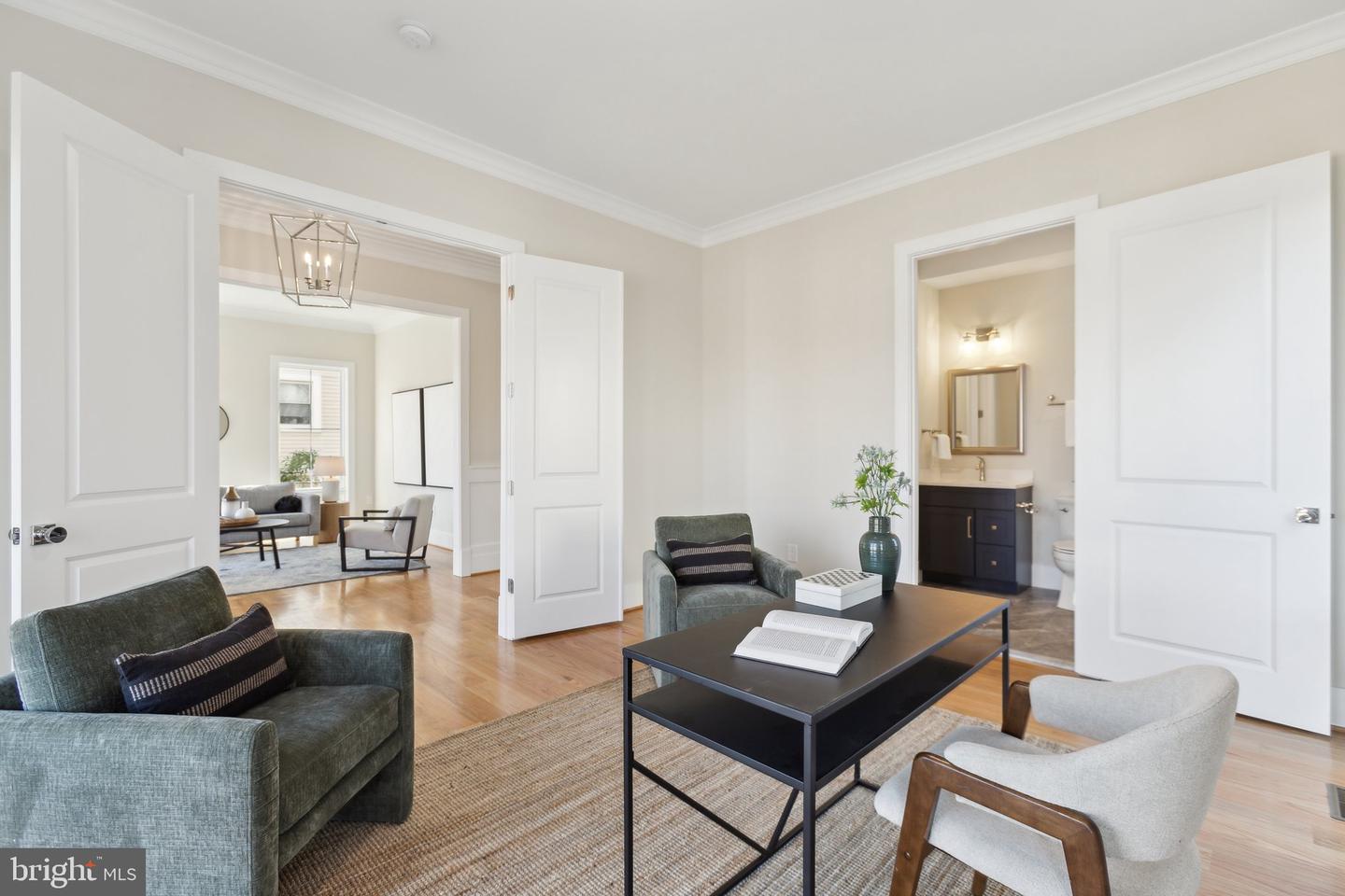 2150 N STAFFORD ST, ARLINGTON, Virginia 22207, 7 Bedrooms Bedrooms, ,8 BathroomsBathrooms,Residential,For sale,2150 N STAFFORD ST,VAAR2060704 MLS # VAAR2060704