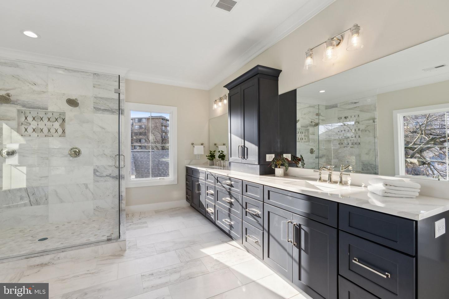 2150 N STAFFORD ST, ARLINGTON, Virginia 22207, 7 Bedrooms Bedrooms, ,8 BathroomsBathrooms,Residential,For sale,2150 N STAFFORD ST,VAAR2060704 MLS # VAAR2060704