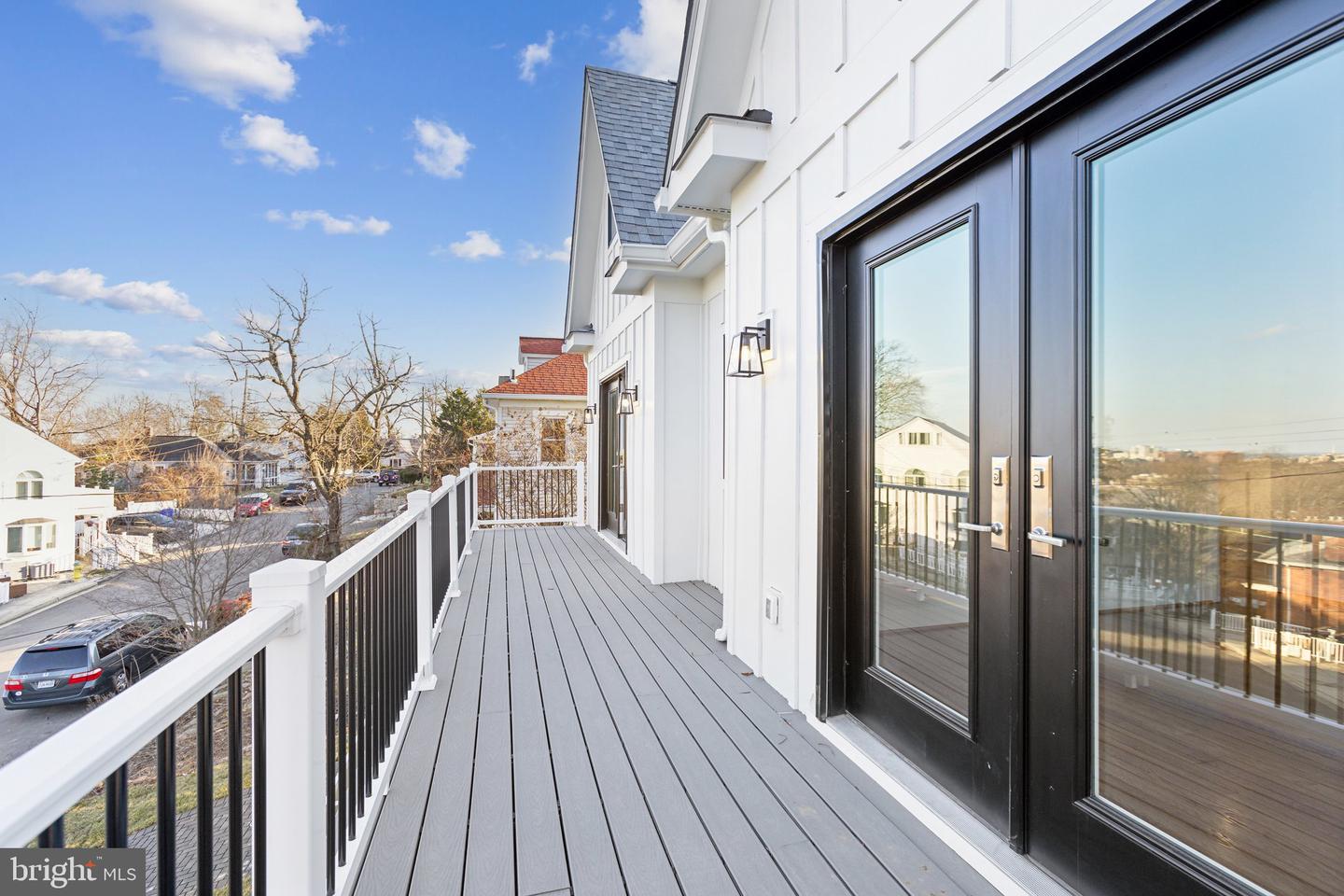 2150 N STAFFORD ST, ARLINGTON, Virginia 22207, 7 Bedrooms Bedrooms, ,8 BathroomsBathrooms,Residential,For sale,2150 N STAFFORD ST,VAAR2060704 MLS # VAAR2060704