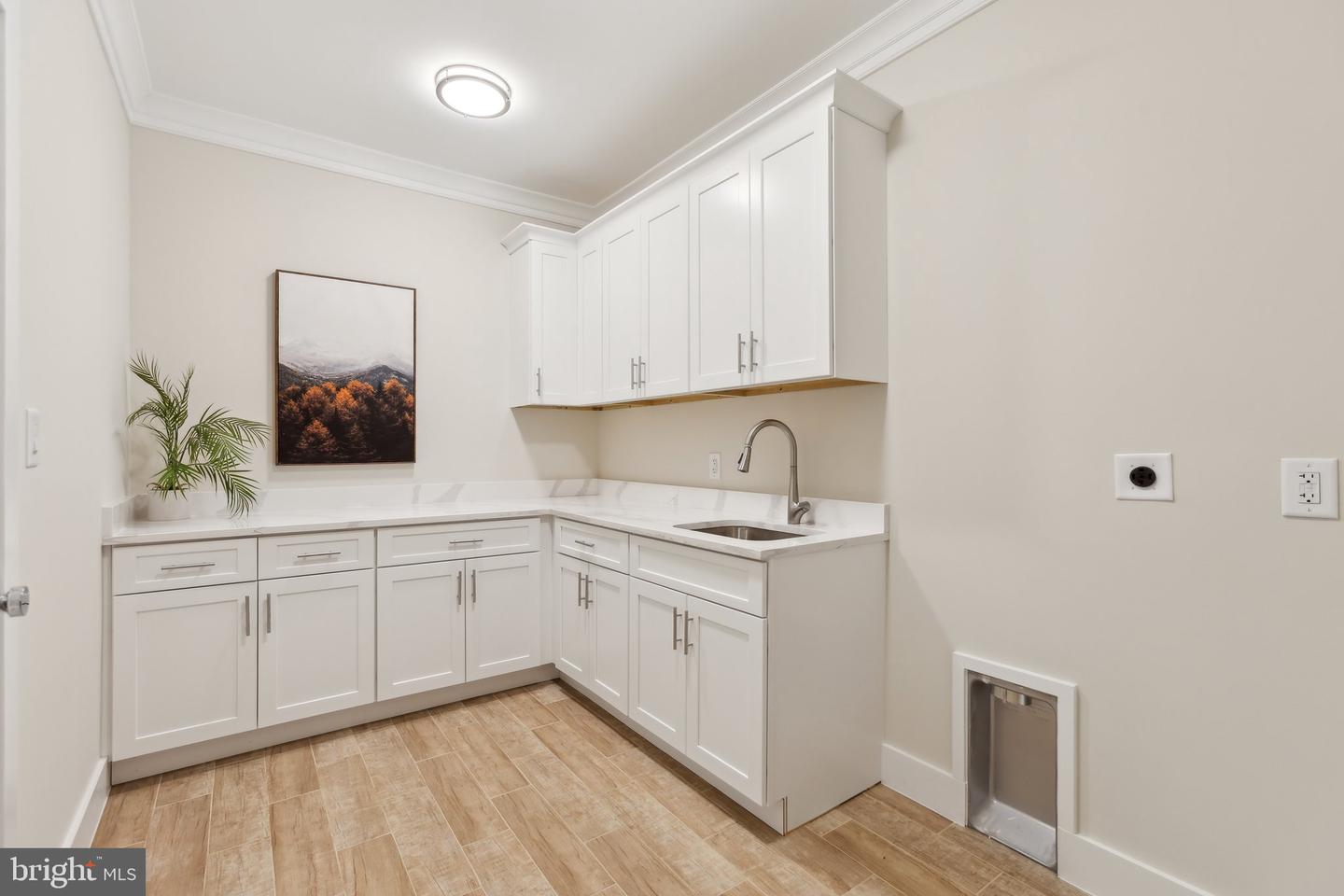 2150 N STAFFORD ST, ARLINGTON, Virginia 22207, 7 Bedrooms Bedrooms, ,8 BathroomsBathrooms,Residential,For sale,2150 N STAFFORD ST,VAAR2060704 MLS # VAAR2060704