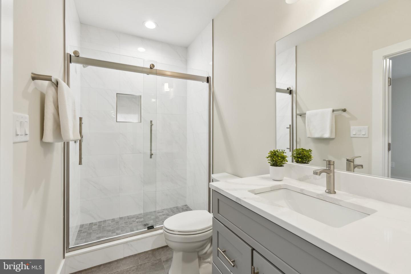 2150 N STAFFORD ST, ARLINGTON, Virginia 22207, 7 Bedrooms Bedrooms, ,8 BathroomsBathrooms,Residential,For sale,2150 N STAFFORD ST,VAAR2060704 MLS # VAAR2060704