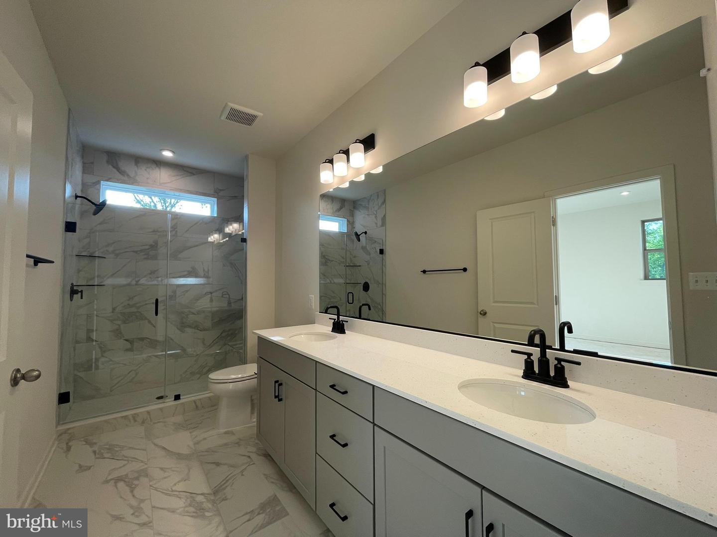 13212 NIXON LN, WOODBRIDGE, Virginia 22193, 4 Bedrooms Bedrooms, ,3 BathroomsBathrooms,Residential,For sale,13212 NIXON LN,VAPW2099196 MLS # VAPW2099196
