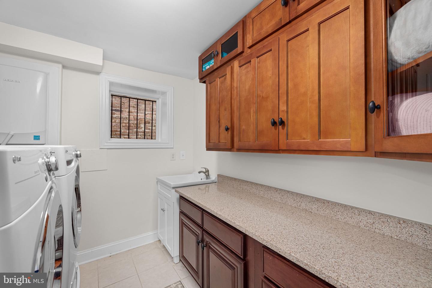 58 S ST NW, WASHINGTON, District Of Columbia 20001, 3 Bedrooms Bedrooms, ,2 BathroomsBathrooms,Residential,For sale,58 S ST NW,DCDC2210330 MLS # DCDC2210330
