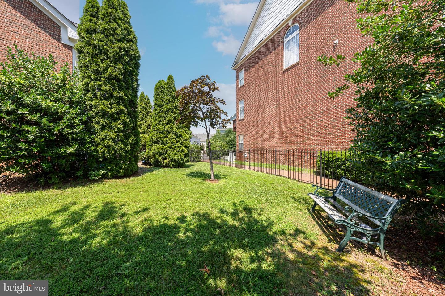 13765 FLEET ST, WOODBRIDGE, Virginia 22191, 4 Bedrooms Bedrooms, ,3 BathroomsBathrooms,Residential,For sale,13765 FLEET ST,VAPW2099208 MLS # VAPW2099208