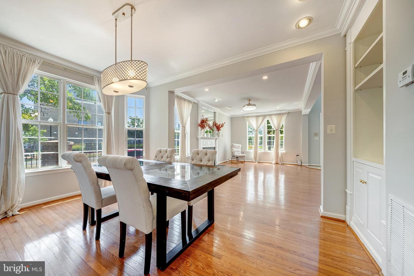 13765 FLEET ST, WOODBRIDGE, Virginia 22191, 4 Bedrooms Bedrooms, ,3 BathroomsBathrooms,Residential,For sale,13765 FLEET ST,VAPW2099208 MLS # VAPW2099208