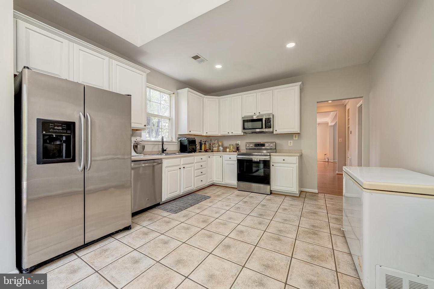 13765 FLEET ST, WOODBRIDGE, Virginia 22191, 4 Bedrooms Bedrooms, ,3 BathroomsBathrooms,Residential,For sale,13765 FLEET ST,VAPW2099208 MLS # VAPW2099208