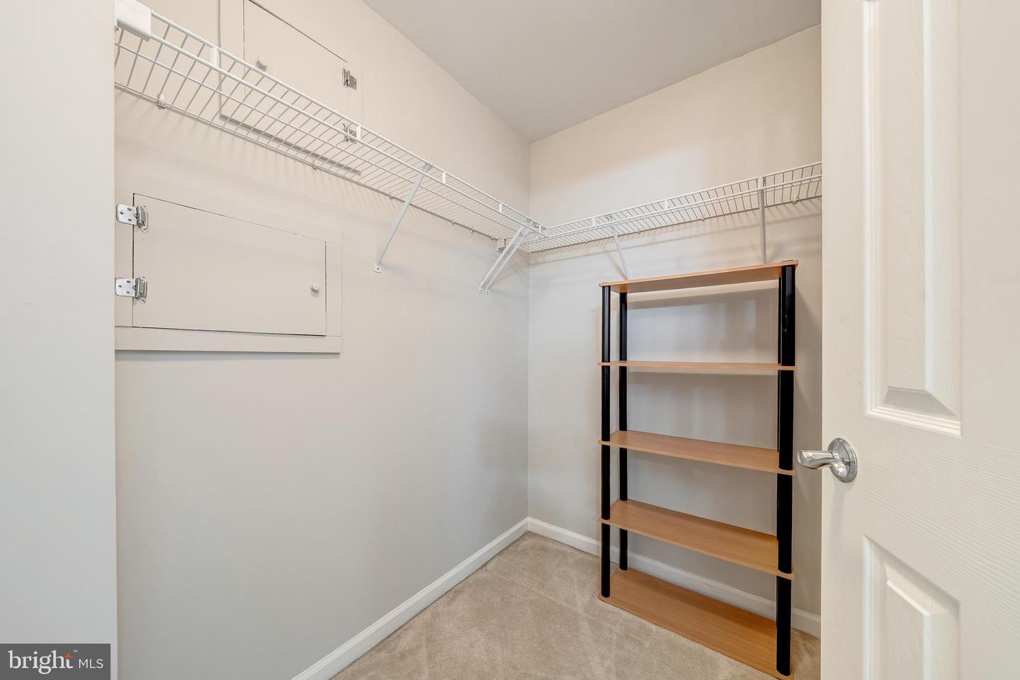 13765 FLEET ST, WOODBRIDGE, Virginia 22191, 4 Bedrooms Bedrooms, ,3 BathroomsBathrooms,Residential,For sale,13765 FLEET ST,VAPW2099208 MLS # VAPW2099208