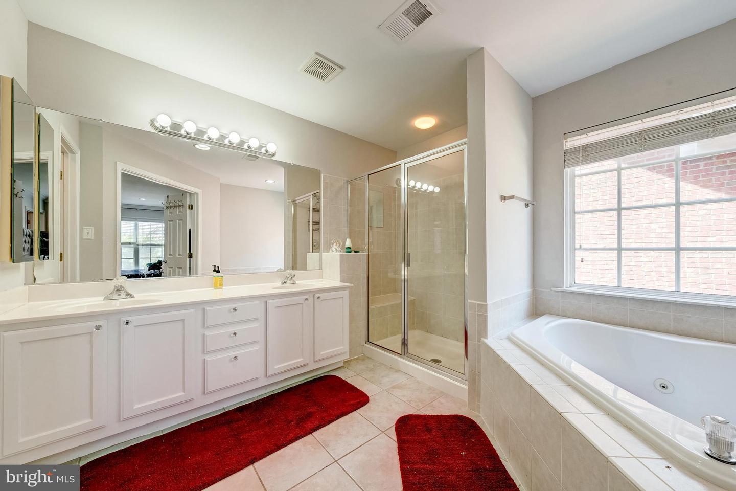 13765 FLEET ST, WOODBRIDGE, Virginia 22191, 4 Bedrooms Bedrooms, ,3 BathroomsBathrooms,Residential,For sale,13765 FLEET ST,VAPW2099208 MLS # VAPW2099208