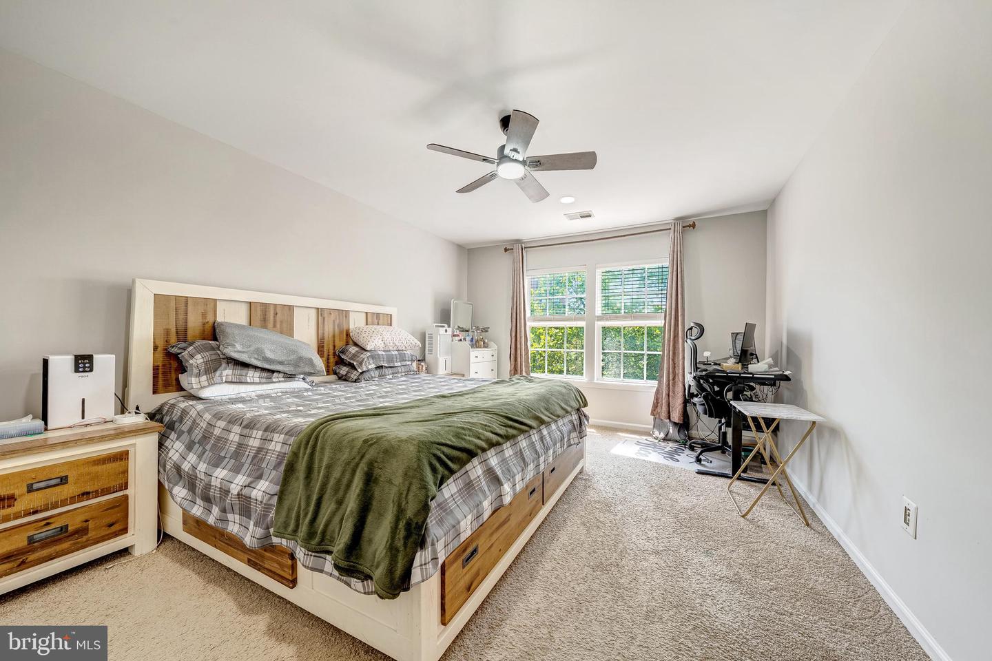 13765 FLEET ST, WOODBRIDGE, Virginia 22191, 4 Bedrooms Bedrooms, ,3 BathroomsBathrooms,Residential,For sale,13765 FLEET ST,VAPW2099208 MLS # VAPW2099208