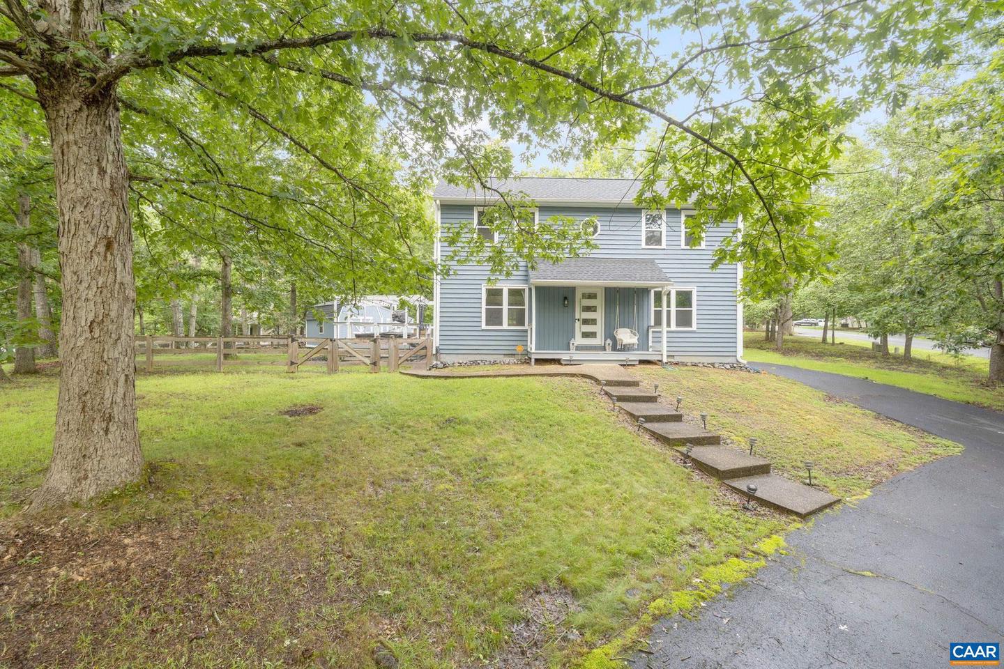 26 WOODLAWN DR, PALMYRA, Virginia 22963, 3 Bedrooms Bedrooms, ,2 BathroomsBathrooms,Residential,For sale,26 WOODLAWN DR,666643 MLS # 666643