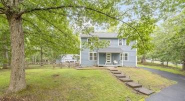 26 WOODLAWN DR, PALMYRA, Virginia 22963, 3 Bedrooms Bedrooms, ,2 BathroomsBathrooms,Residential,For sale,26 WOODLAWN DR,666643 MLS # 666643