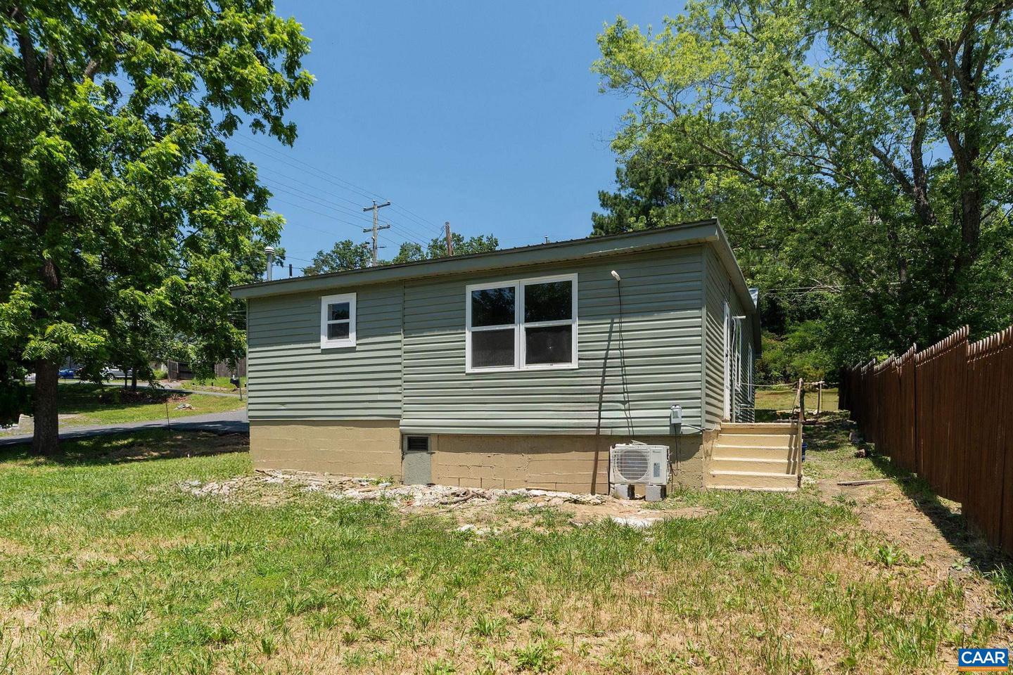 1805 SHENANDOAH AVE, WAYNESBORO, Virginia 22980, 3 Bedrooms Bedrooms, ,2 BathroomsBathrooms,Residential,For sale,1805 SHENANDOAH AVE,666666 MLS # 666666
