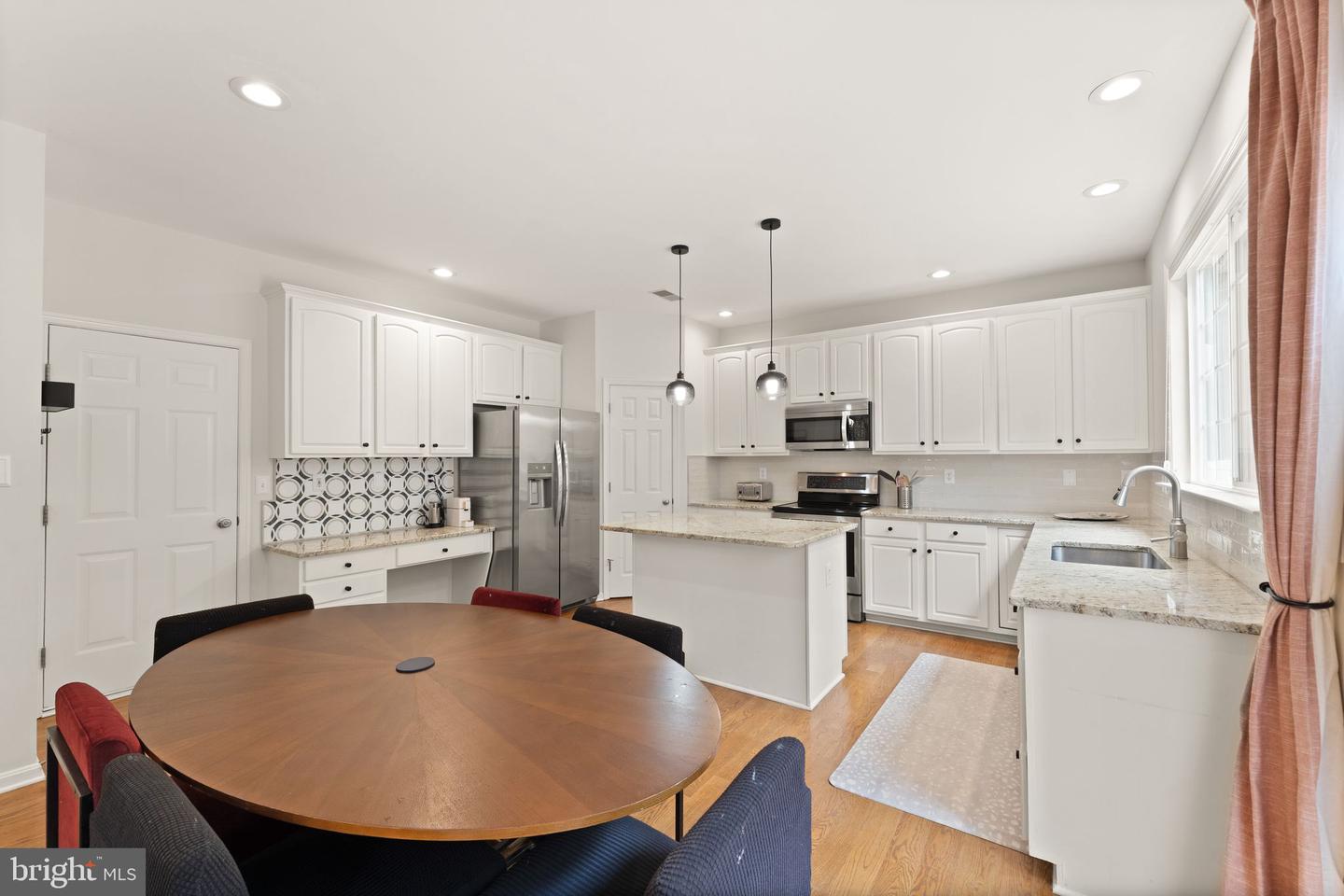 20642 LEWINS CT, STERLING, Virginia 20165, 5 Bedrooms Bedrooms, ,3 BathroomsBathrooms,Residential,For sale,20642 LEWINS CT,VALO2102088 MLS # VALO2102088