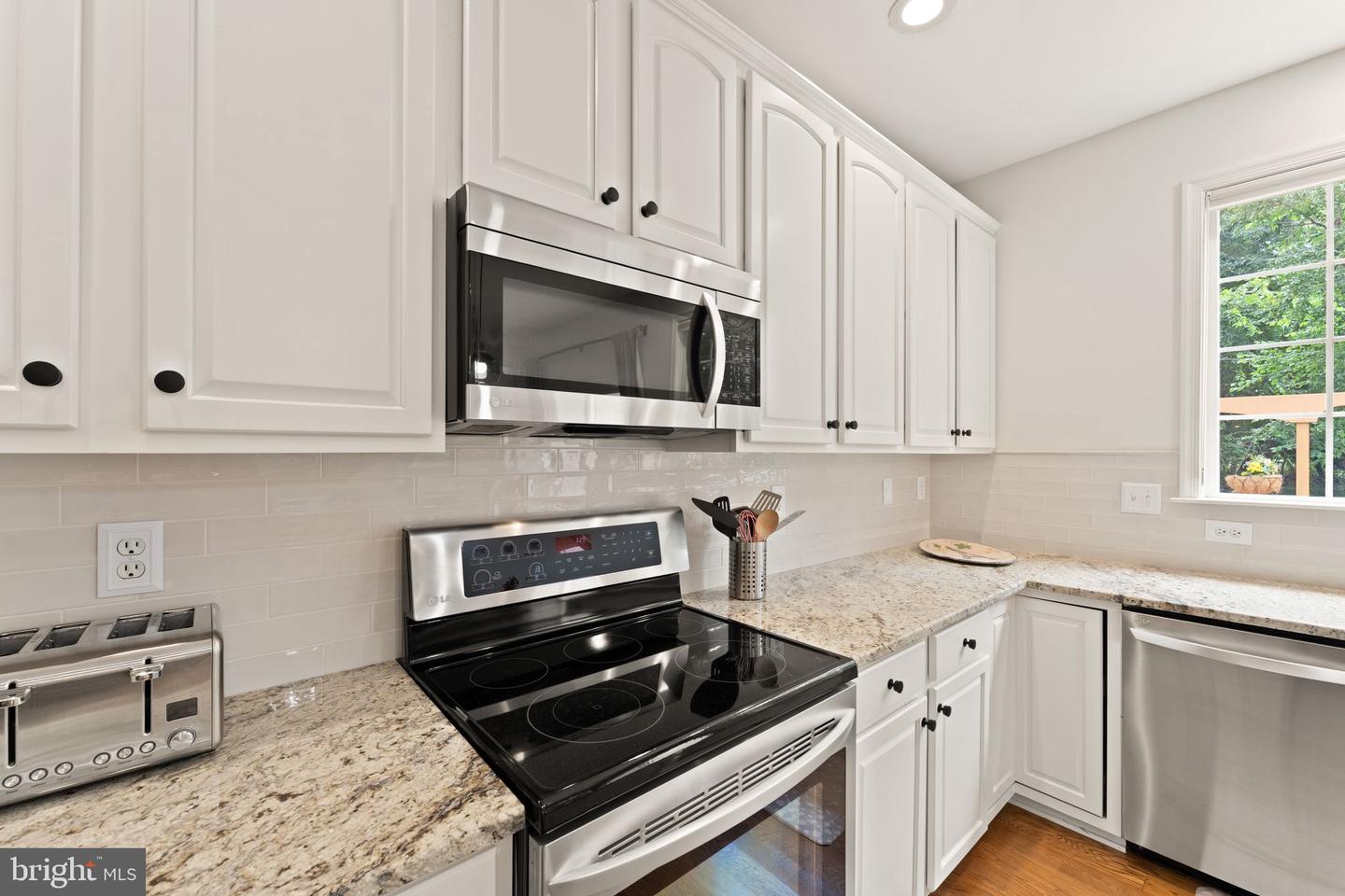 20642 LEWINS CT, STERLING, Virginia 20165, 5 Bedrooms Bedrooms, ,3 BathroomsBathrooms,Residential,For sale,20642 LEWINS CT,VALO2102088 MLS # VALO2102088