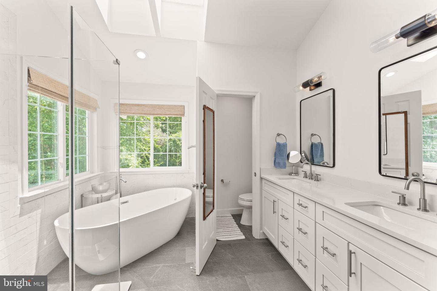 20642 LEWINS CT, STERLING, Virginia 20165, 5 Bedrooms Bedrooms, ,3 BathroomsBathrooms,Residential,For sale,20642 LEWINS CT,VALO2102088 MLS # VALO2102088
