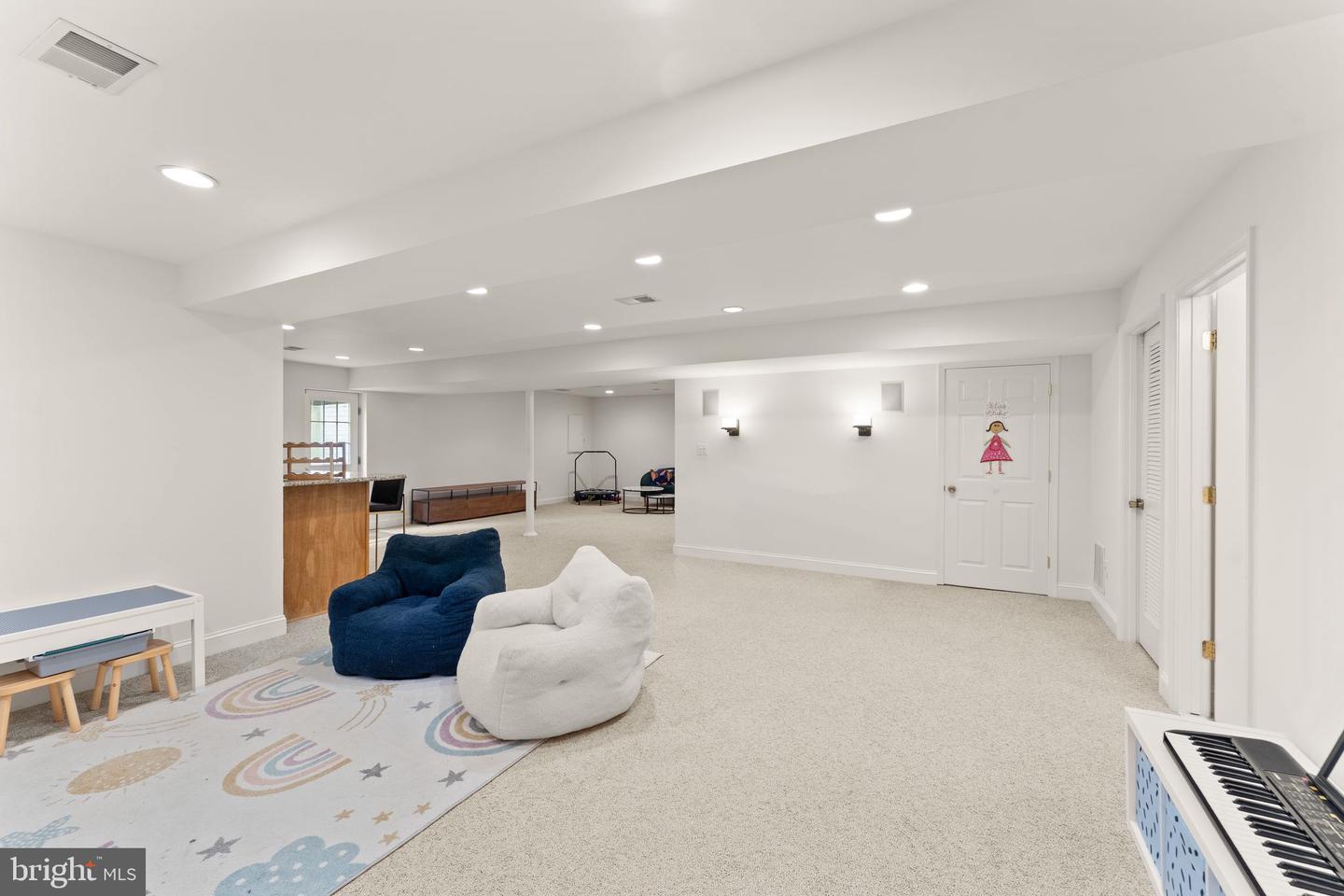 20642 LEWINS CT, STERLING, Virginia 20165, 5 Bedrooms Bedrooms, ,3 BathroomsBathrooms,Residential,For sale,20642 LEWINS CT,VALO2102088 MLS # VALO2102088