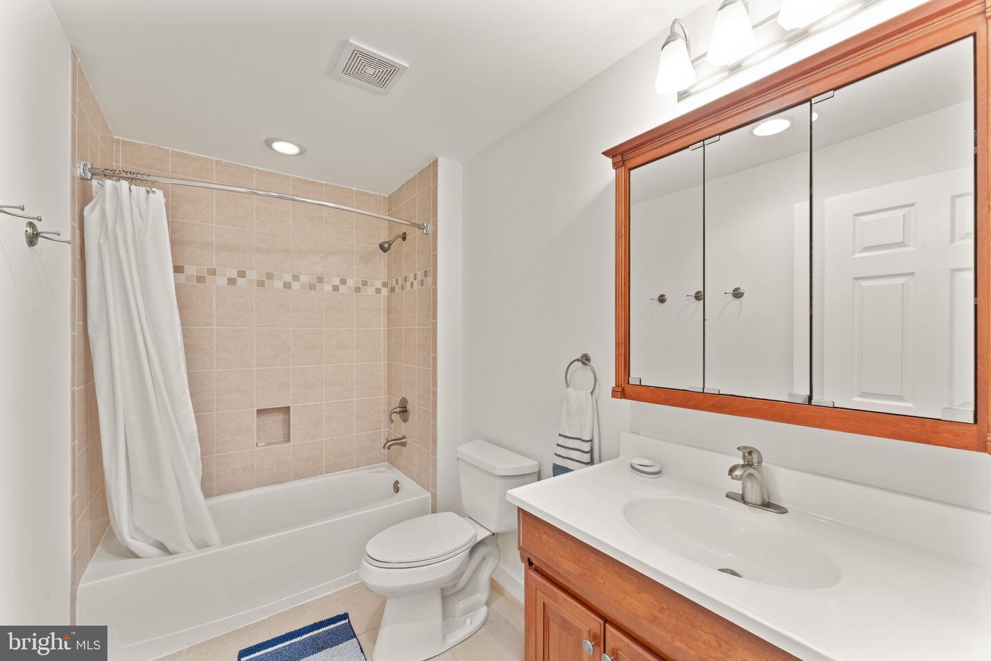 20642 LEWINS CT, STERLING, Virginia 20165, 5 Bedrooms Bedrooms, ,3 BathroomsBathrooms,Residential,For sale,20642 LEWINS CT,VALO2102088 MLS # VALO2102088