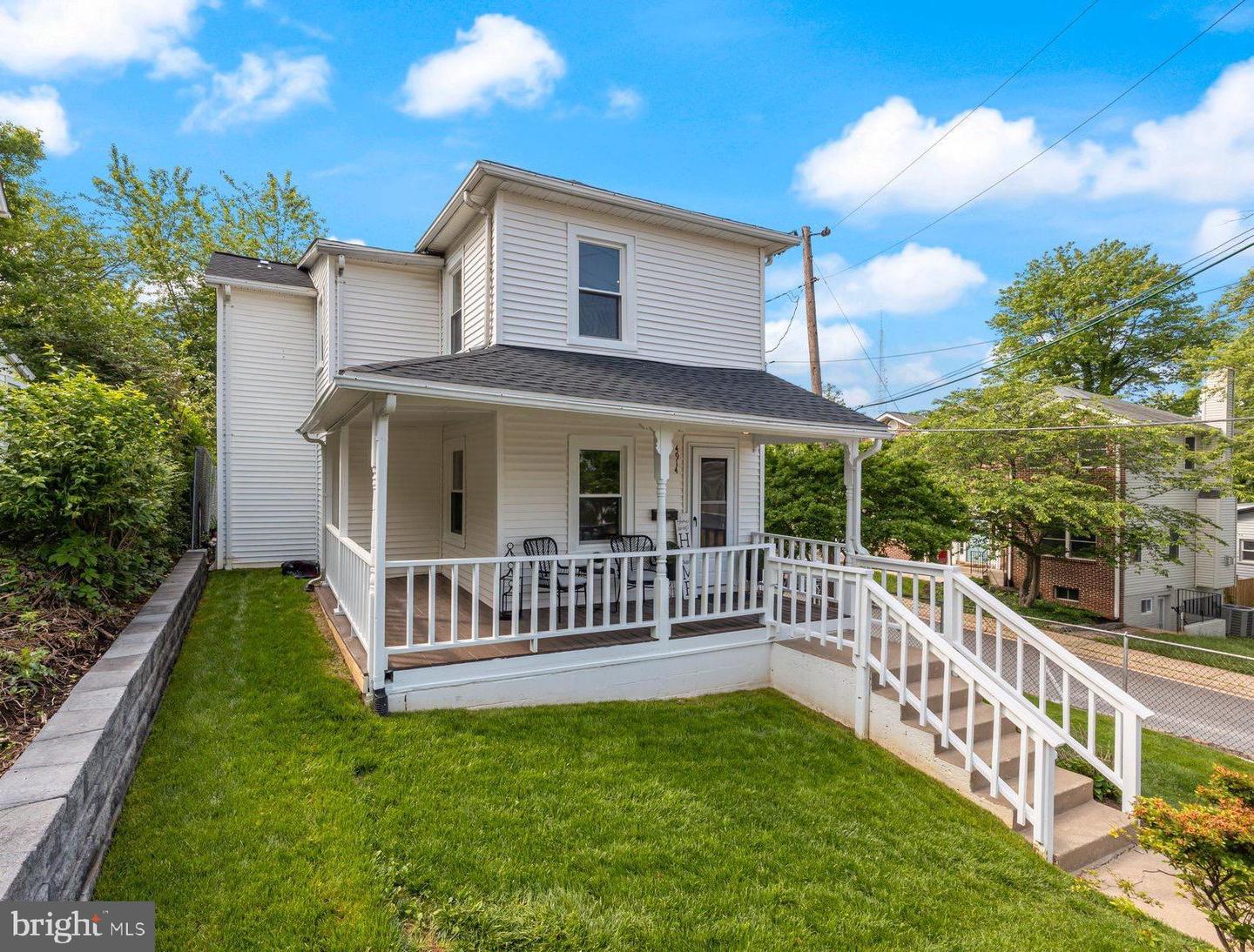 4914 22ND ST N, ARLINGTON, Virginia 22207, 2 Bedrooms Bedrooms, ,2 BathroomsBathrooms,Residential,For sale,4914 22ND ST N,VAAR2060698 MLS # VAAR2060698