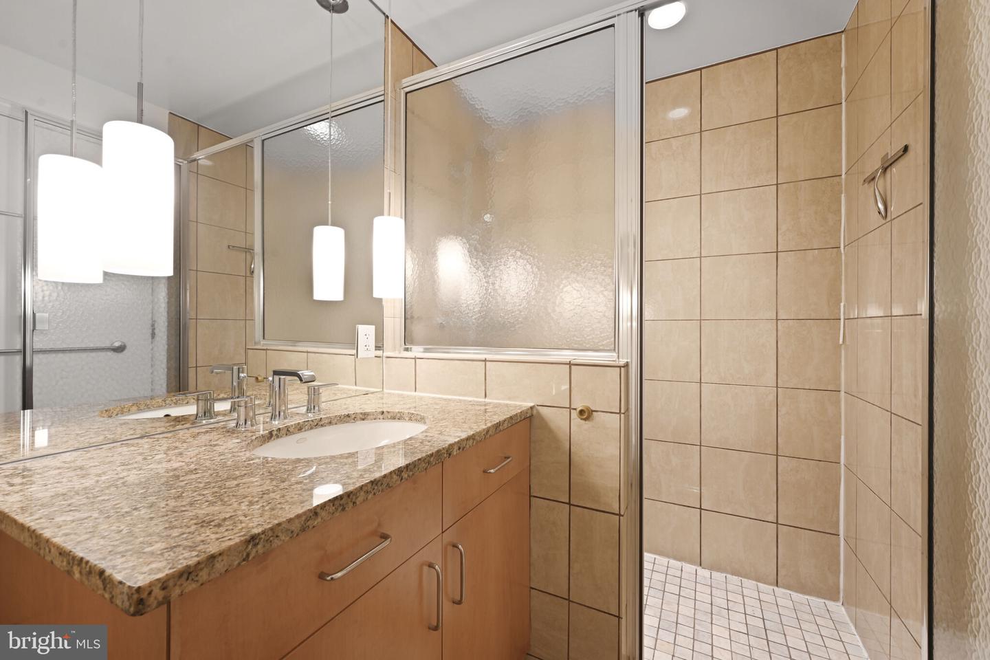 675 E ST NW #600, WASHINGTON, District Of Columbia 20004, 2 Bedrooms Bedrooms, ,1 BathroomBathrooms,Residential,For sale,675 E ST NW #600,DCDC2210310 MLS # DCDC2210310