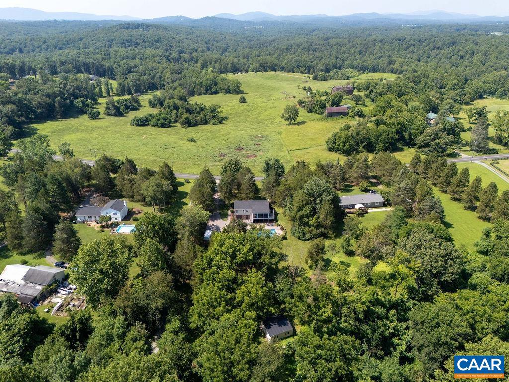 464 WOODLANDS RD, CHARLOTTESVILLE, Virginia 22901, 4 Bedrooms Bedrooms, ,3 BathroomsBathrooms,Residential,For sale,464 WOODLANDS RD,666672 MLS # 666672
