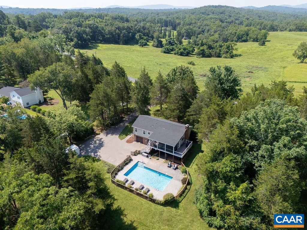 464 WOODLANDS RD, CHARLOTTESVILLE, Virginia 22901, 4 Bedrooms Bedrooms, ,3 BathroomsBathrooms,Residential,For sale,464 WOODLANDS RD,666672 MLS # 666672