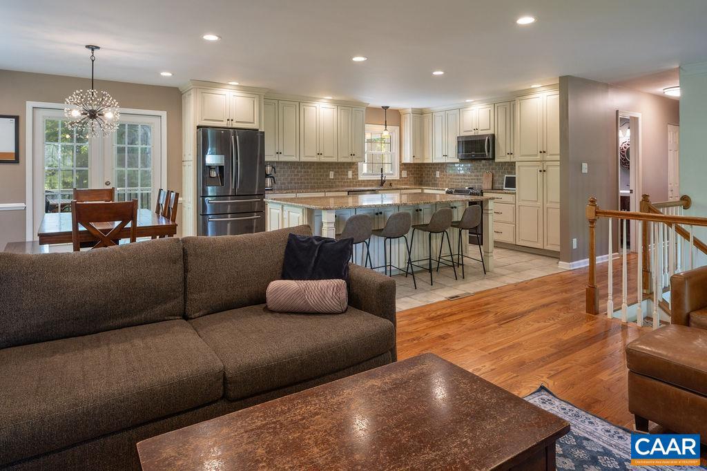 464 WOODLANDS RD, CHARLOTTESVILLE, Virginia 22901, 4 Bedrooms Bedrooms, ,3 BathroomsBathrooms,Residential,For sale,464 WOODLANDS RD,666672 MLS # 666672