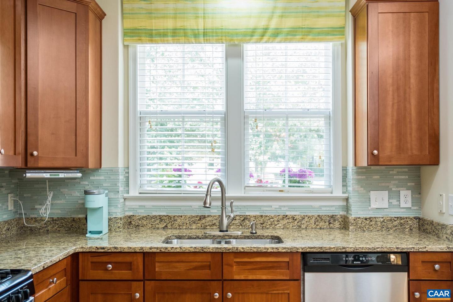 100 MELBOURNE PRK #B, CHARLOTTESVILLE, Virginia 22901, 3 Bedrooms Bedrooms, ,3 BathroomsBathrooms,Residential,For sale,100 MELBOURNE PRK #B,666684 MLS # 666684